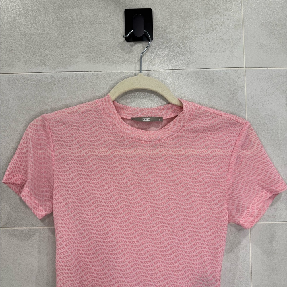 Worn Once - Kith Pink Wave Pattern Women's Tee